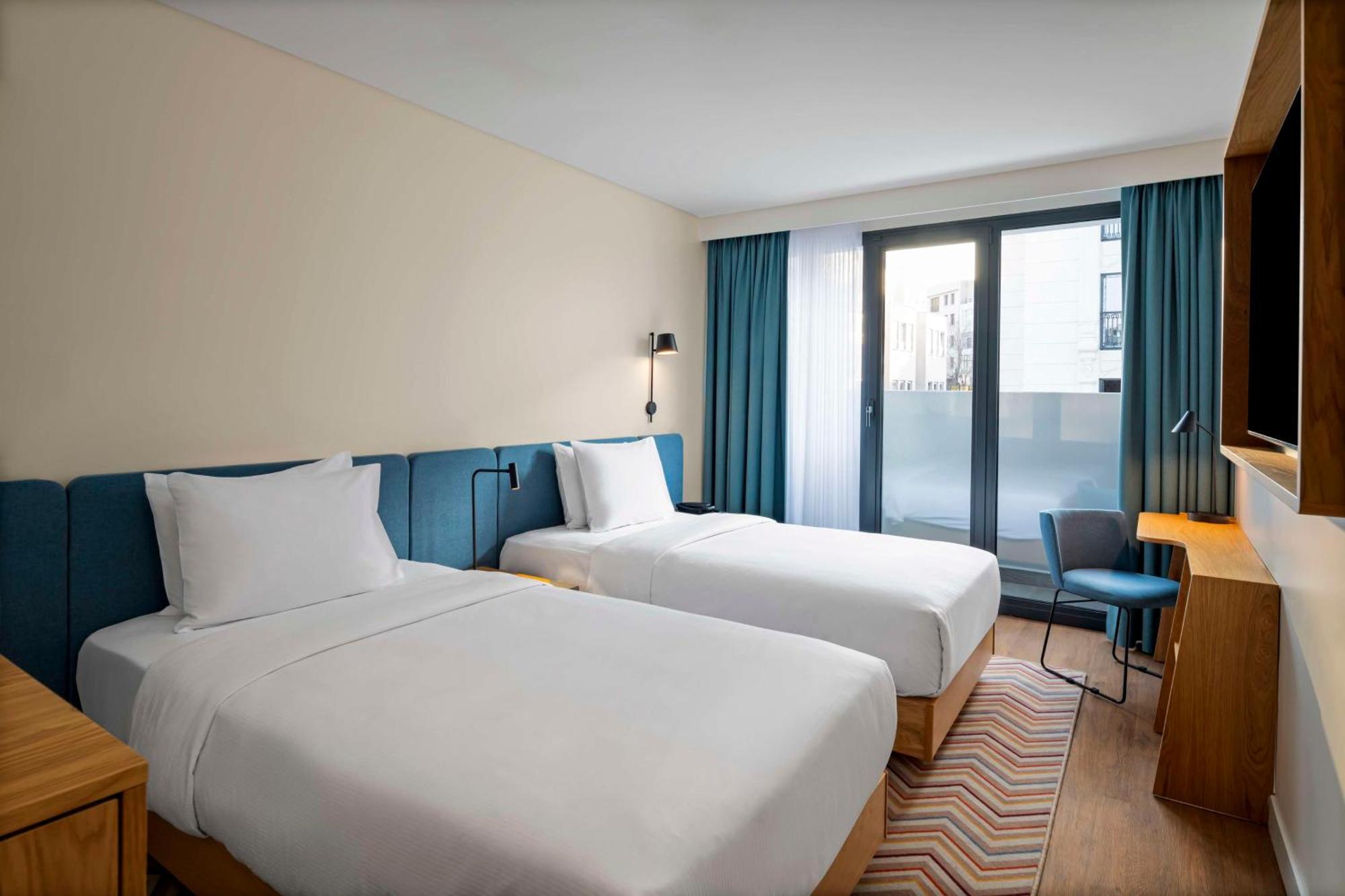 Отель Hampton By Hilton Istanbul Sirkeci Экстерьер фото